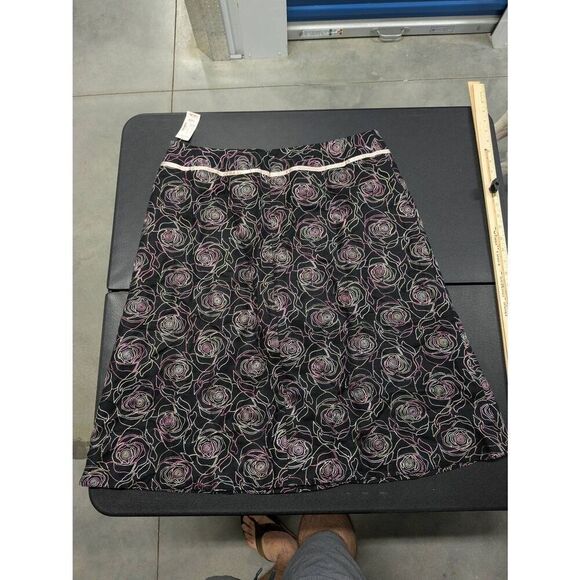 NWT Dressbarn Black Linen Rayon Midi A Line Embroidered Skirt Satin Trim Women's - Picture 2 of 5